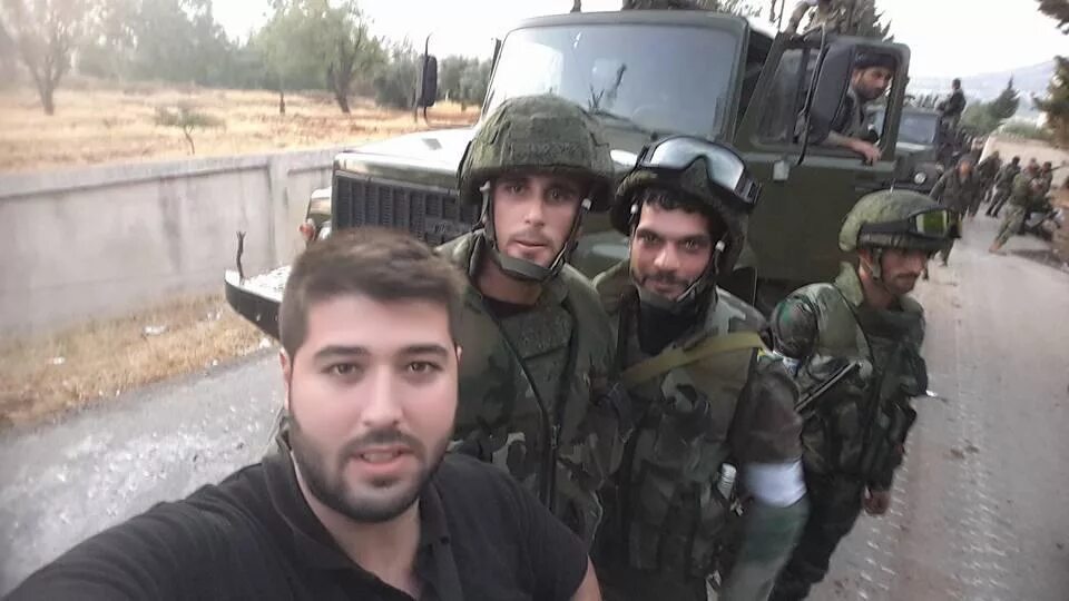 В две в сирии. Бойцы в сирии. сирийцы внешность.