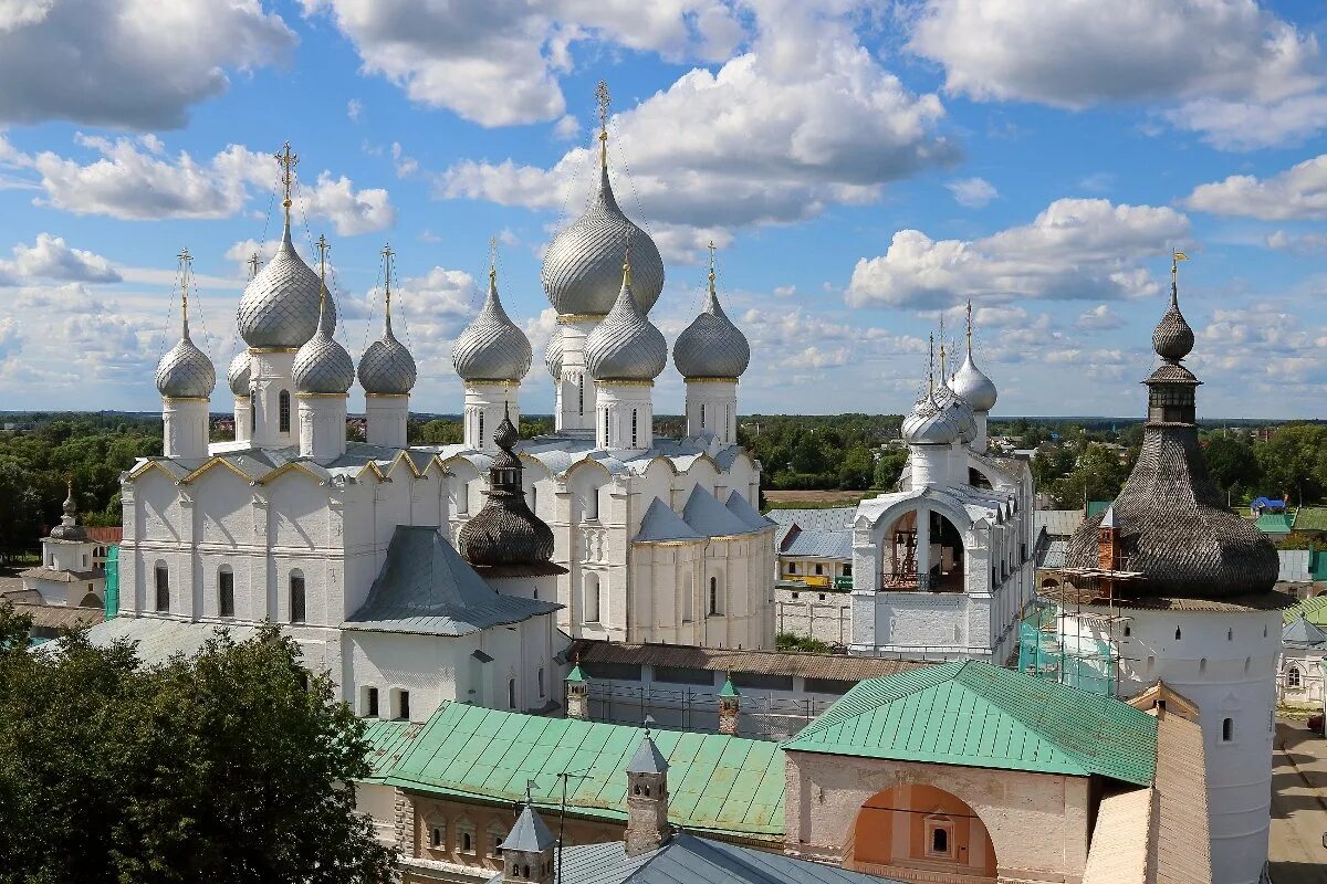 Ростовский кремль сайт. Ростовский Кремль Ростов Великий. Государственный музей-заповедник Ростовский Кремль. Кремль Ростова Великого. Кремль Ростова Великого 1670-1683.