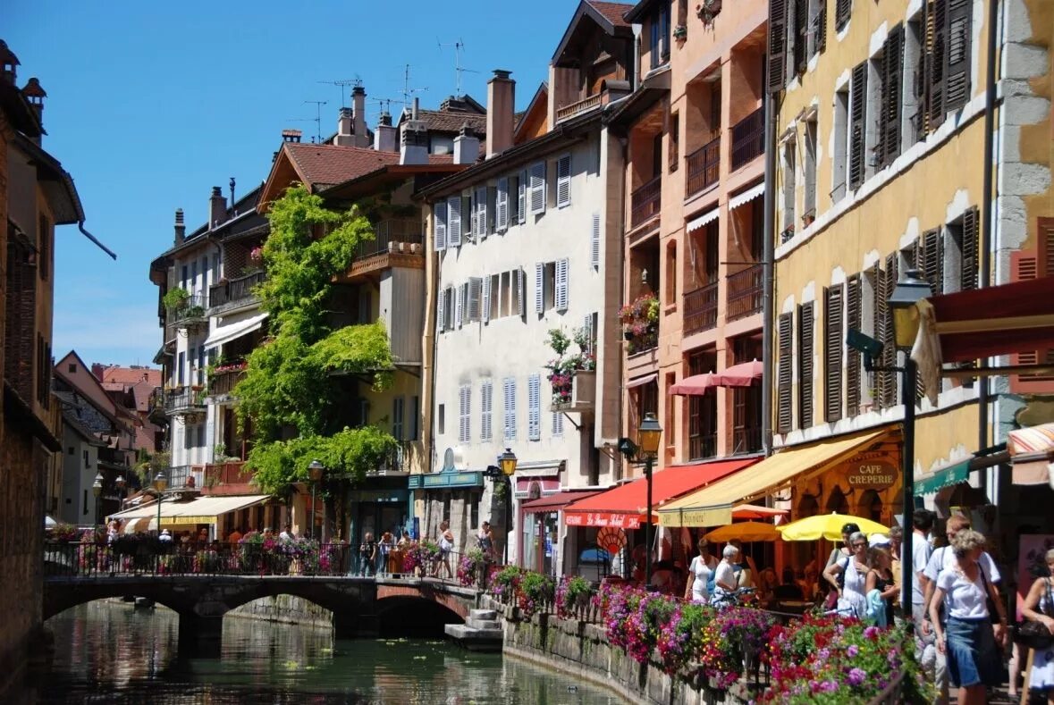 Main town. Франция. Анси. Аннеси Франция. Annecy город Франции. Annecy, Auvergne-Rhone-Alpes, Франция.