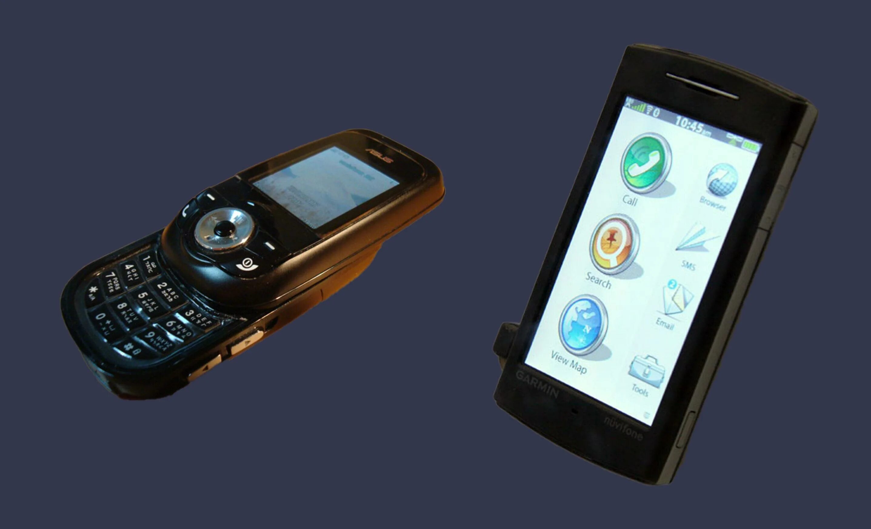 Какие 1 телефоны появились. Sharp PMC-1 Smart-Phone. Коммуникатор с экраном 1994 Motorola. Sharp PMC-1. Самый первый смартфон.