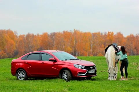 Фото с вестой