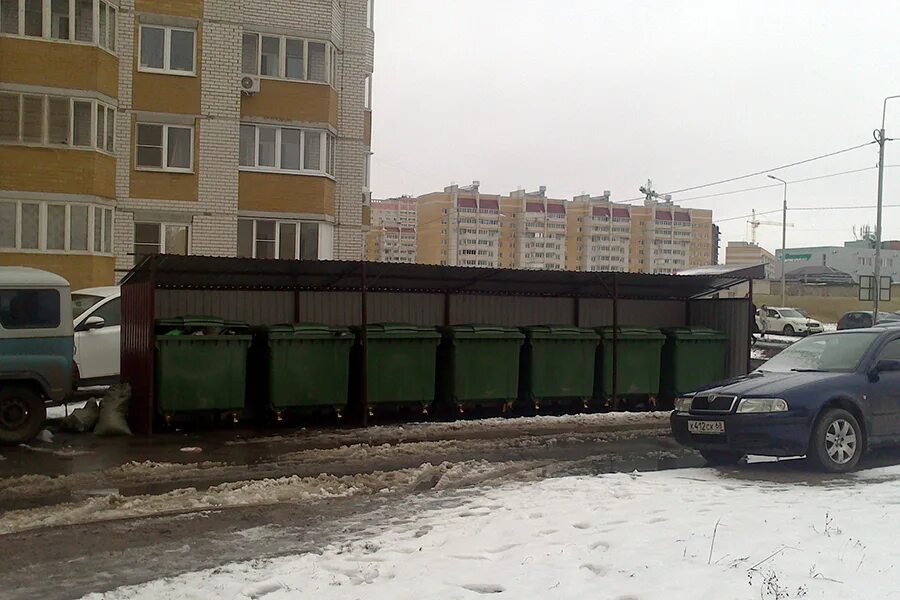 Ук содружество сайт. Мусорная площадка на севере. УК Содружество Мурино. УК Содружество Тольятти. Контакты управляющей компании Содружество.