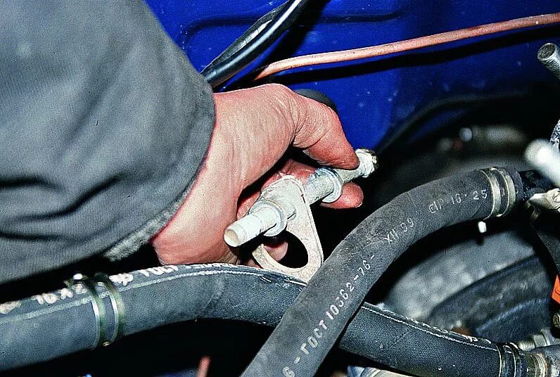 Где находится стартер 31105 Редукторный стартёр ГАЗ 2410, 2,5 л, 1989 года своими руками DRIVE2
