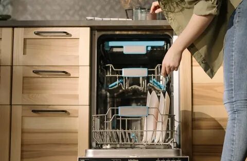 Посудомойка работает причины