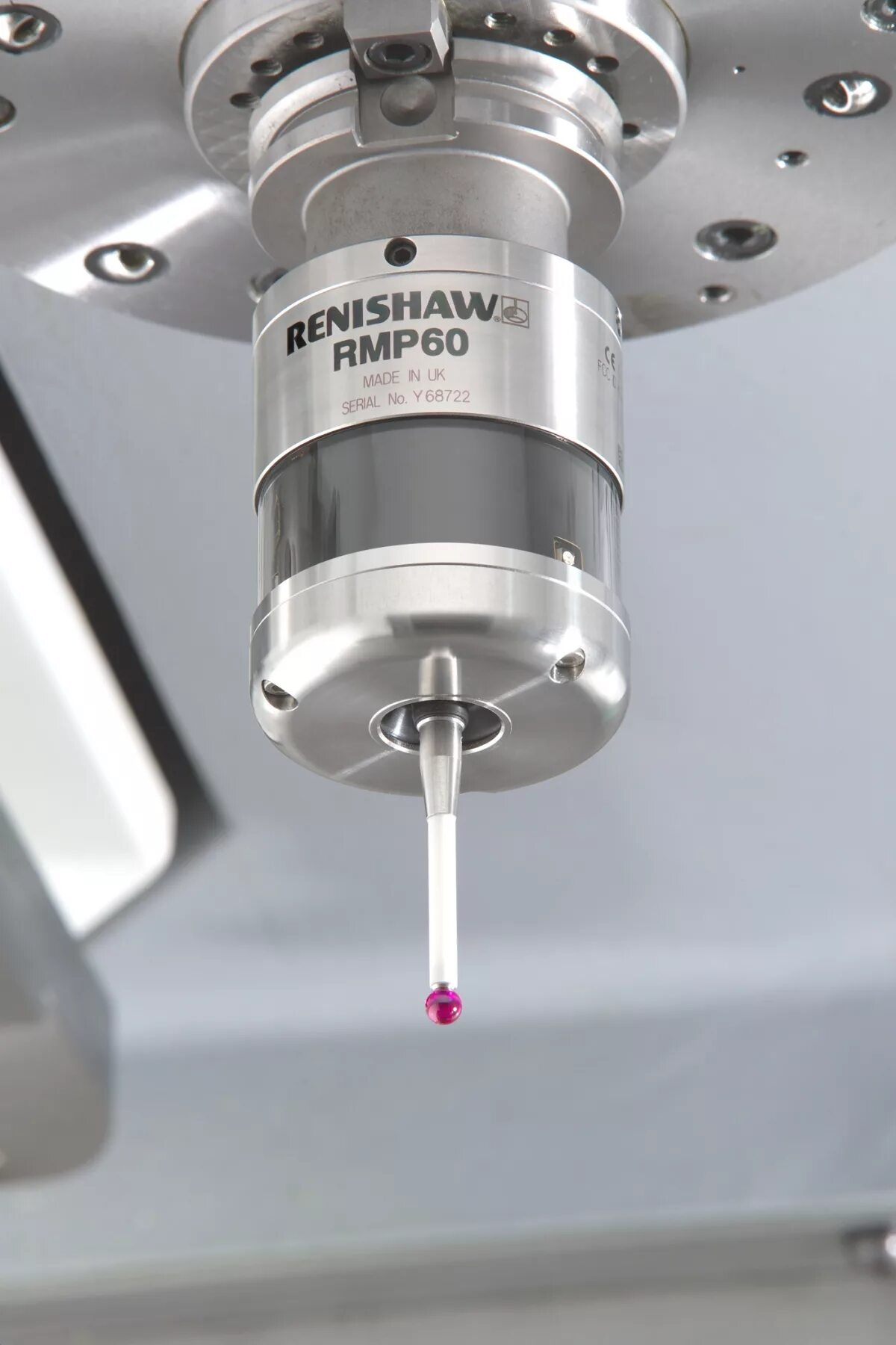 Renishaw rmp 600. Датчик renishaw rmp60. Измерительный щуп renishaw для станков с чпу. Renishaw фрезерный станок. Ренишоу на станке.