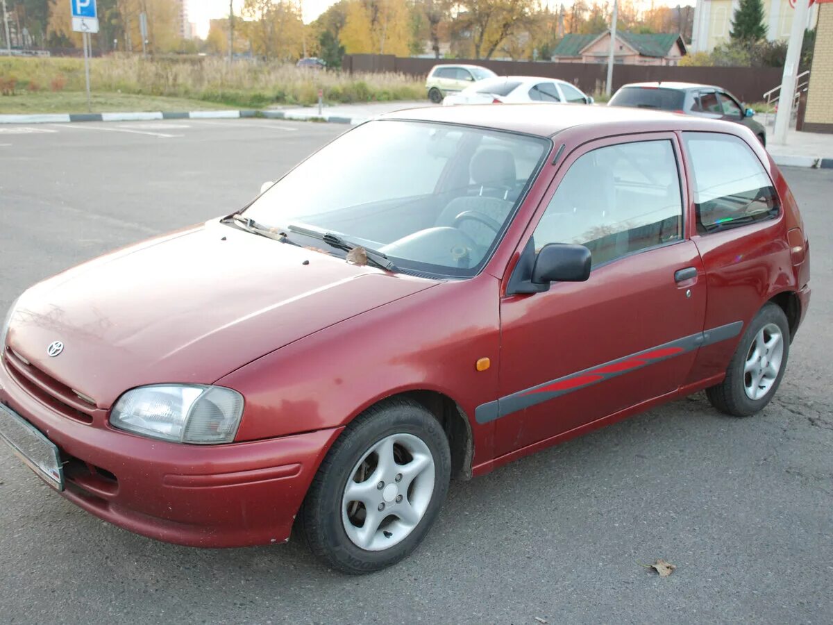 Toyota старлет 1997 салон. Toyota starlet синяя. Тойота старлет 2001. Тойота старлет 1997. Тойота старлет 1997.
