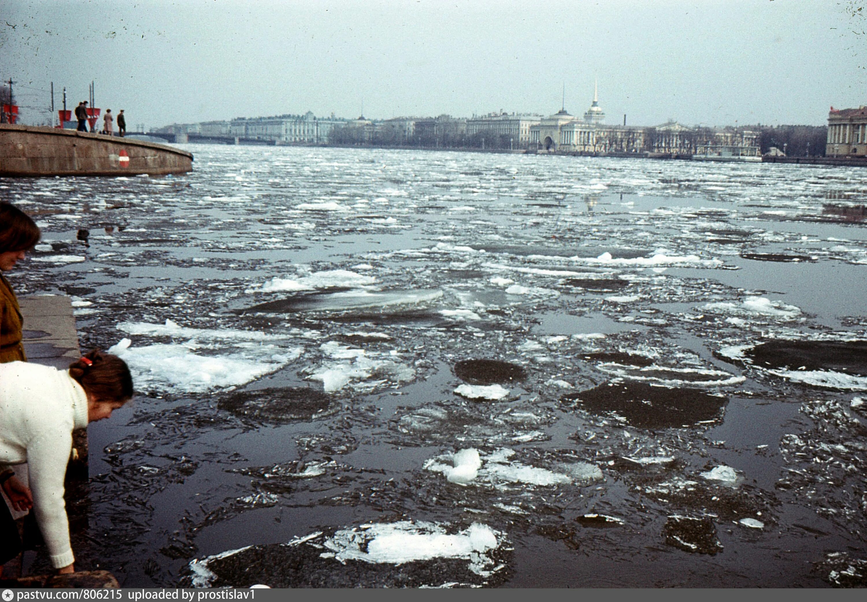 «Ледоход на Неве» (1956). Ледоход на Неве картина. Движение льда на Неве. Ледоход на неве