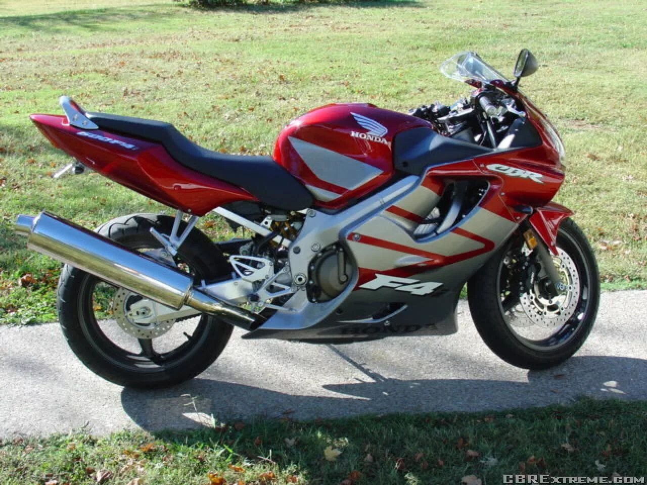 Honda f4i 600. Honda cbr600f. Honda CBR 600 f4. Хонда СБР 600 ф4.