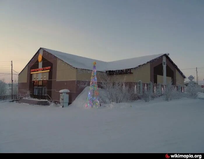 тазовский магазины