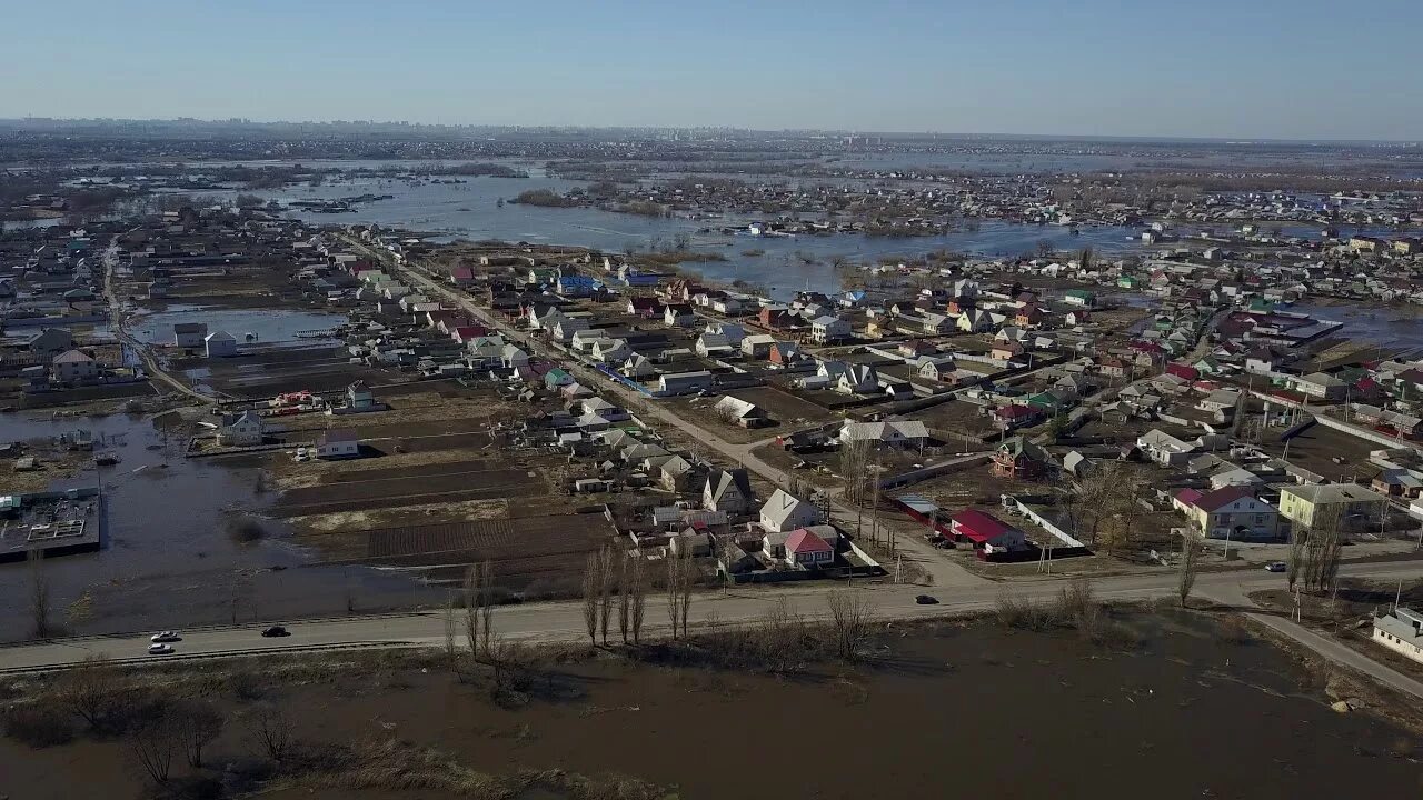 Новая Усмань половодье 2018. Потоп в новой Усмани 2018. Паводок новая Усмань. Новая Усмань разлив реки.