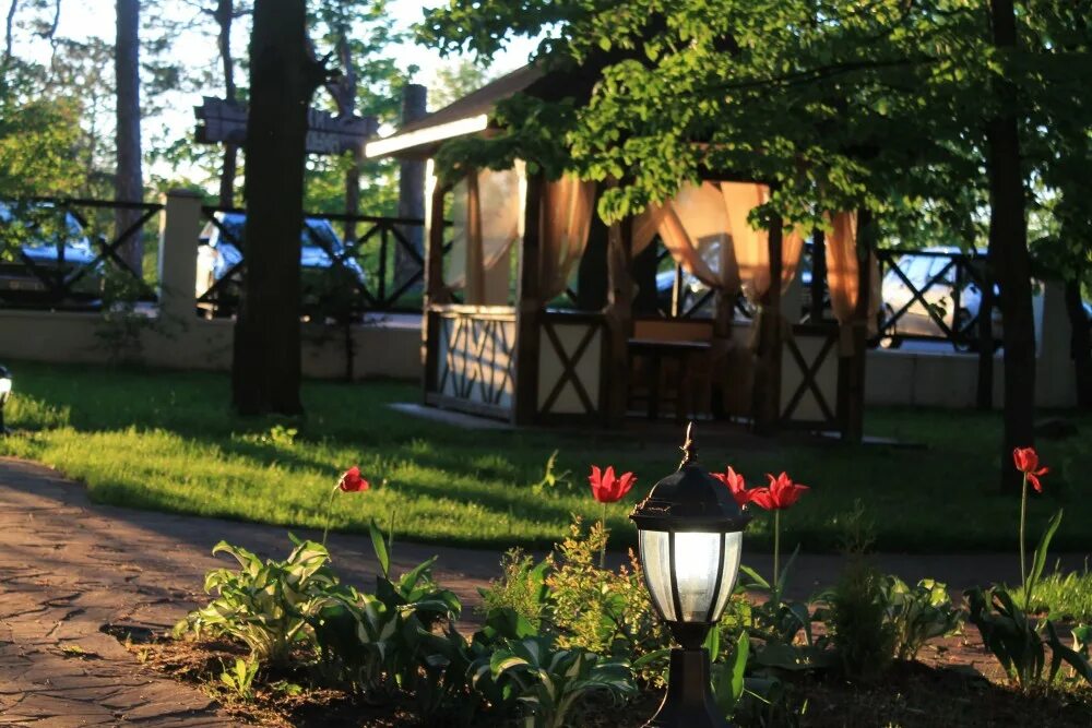 Белая дача дома. Белая дача домик 4 елабуга. Белая дача новороссийск. Белая дача ченки. Отель белая дача.