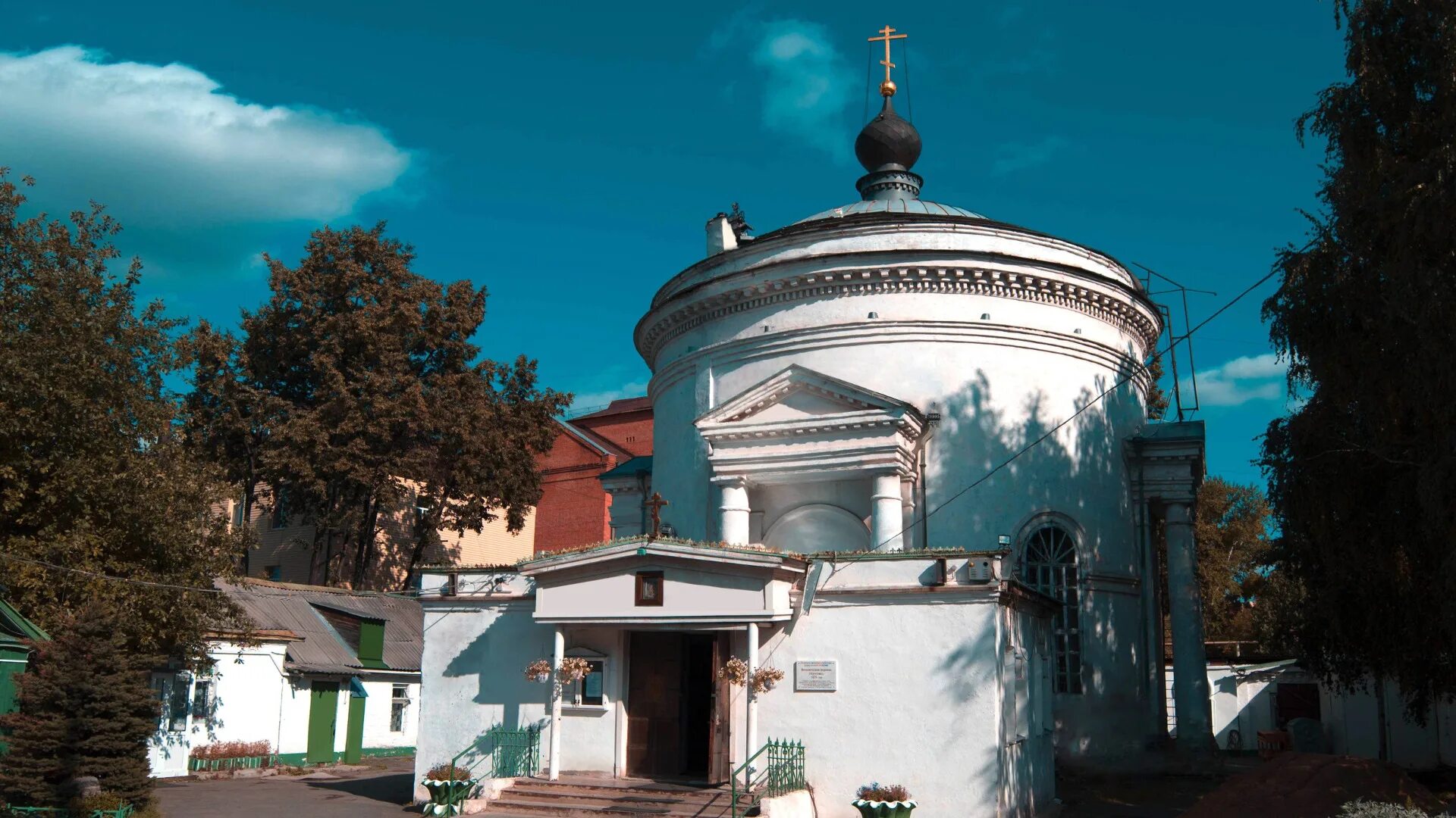 Храм всех святых ул суворова 37 фото