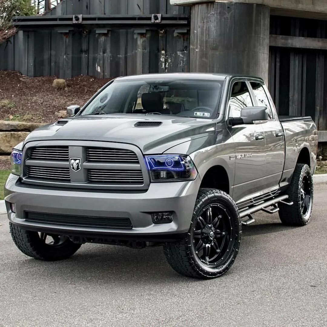 Додж рам пикап. Dodge ram 1500. додж пикап ram 1500. пикап dodge ram. dodge ram pickup 1500.