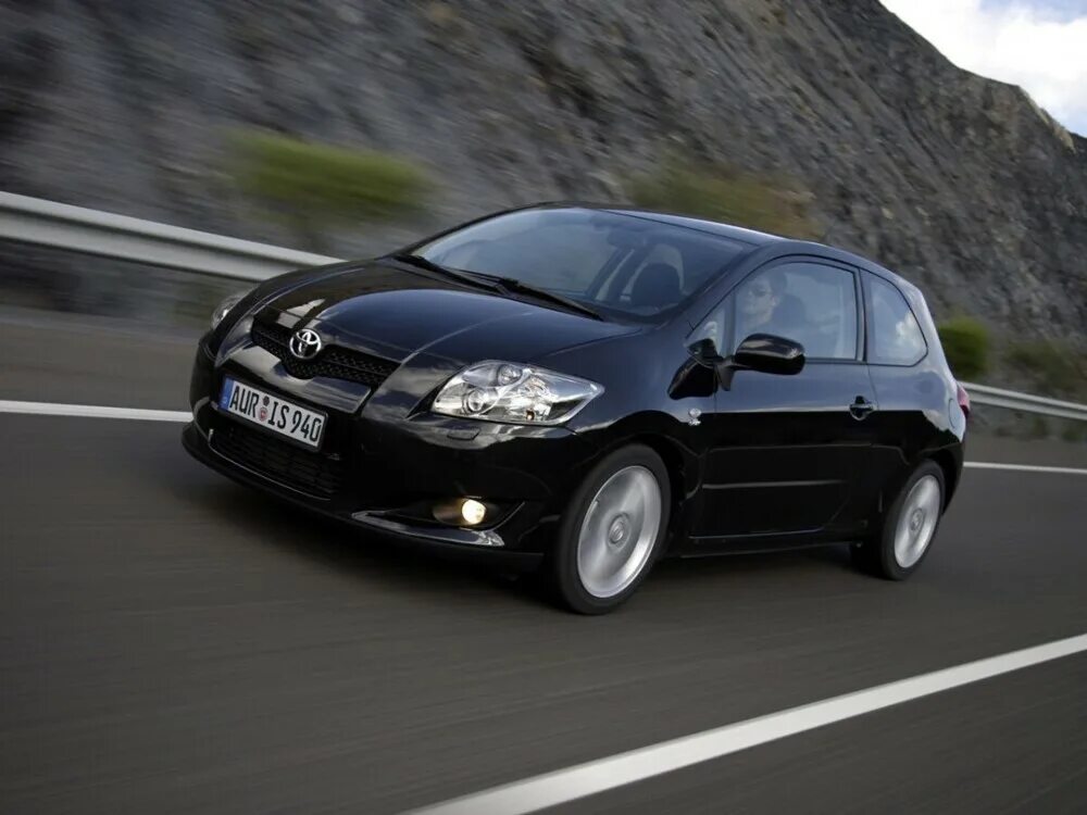 Toyota auris 2013 touring sports. Тойота аурис 3. Toyota auris 2022. Тойота аурис 3. Аурис 2022 год.