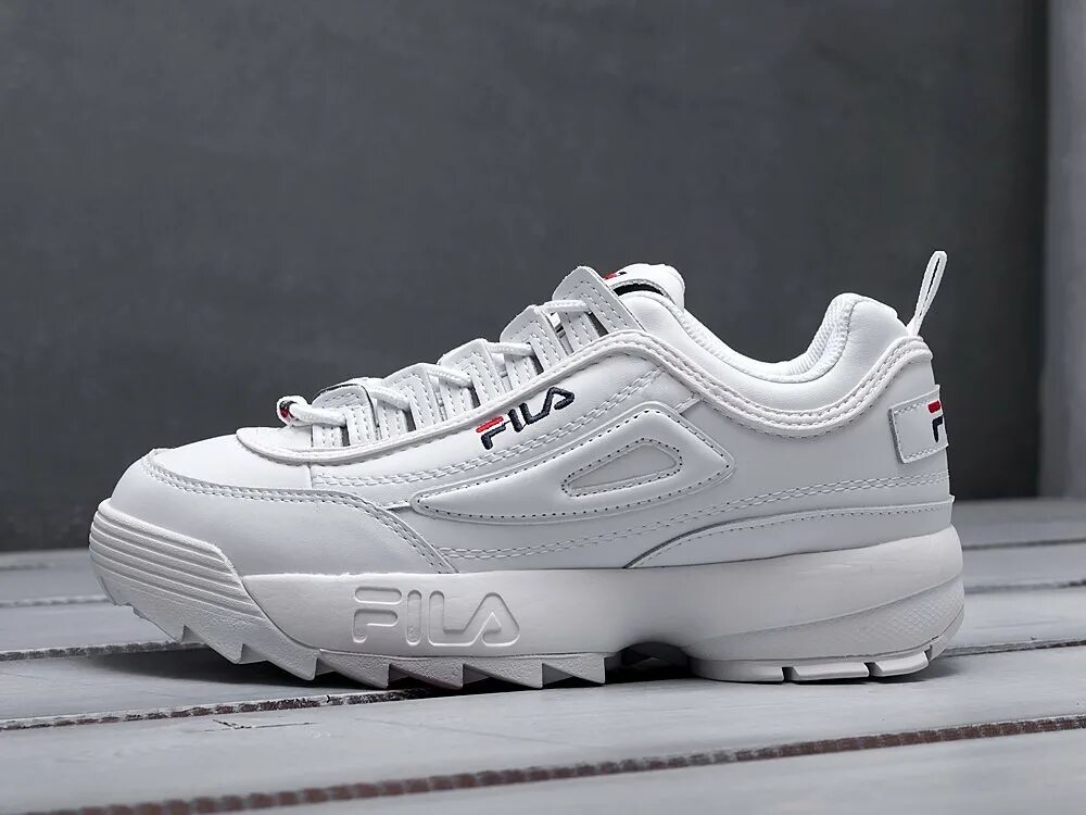 Филе кроссовки. Fila кроссовки Disruptor 2. Fila кроссовки 'Disruptor'. Белые кроссовки Fila Disruptor. Кроссовки Фила дизраптор мужские.