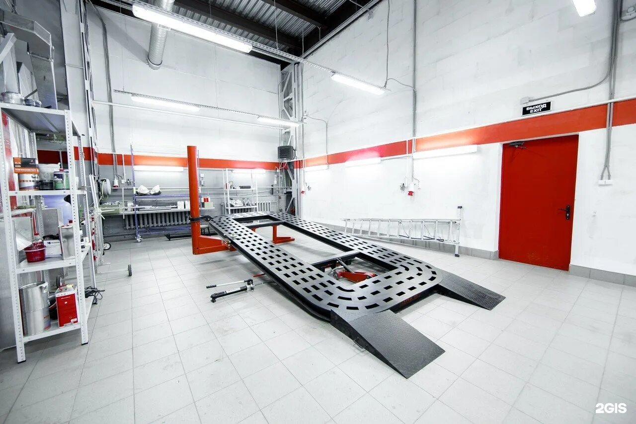 помещения цехов. производственное помещение. отделка производственных помещений. промышленный цех. освещение промышленных помещений.