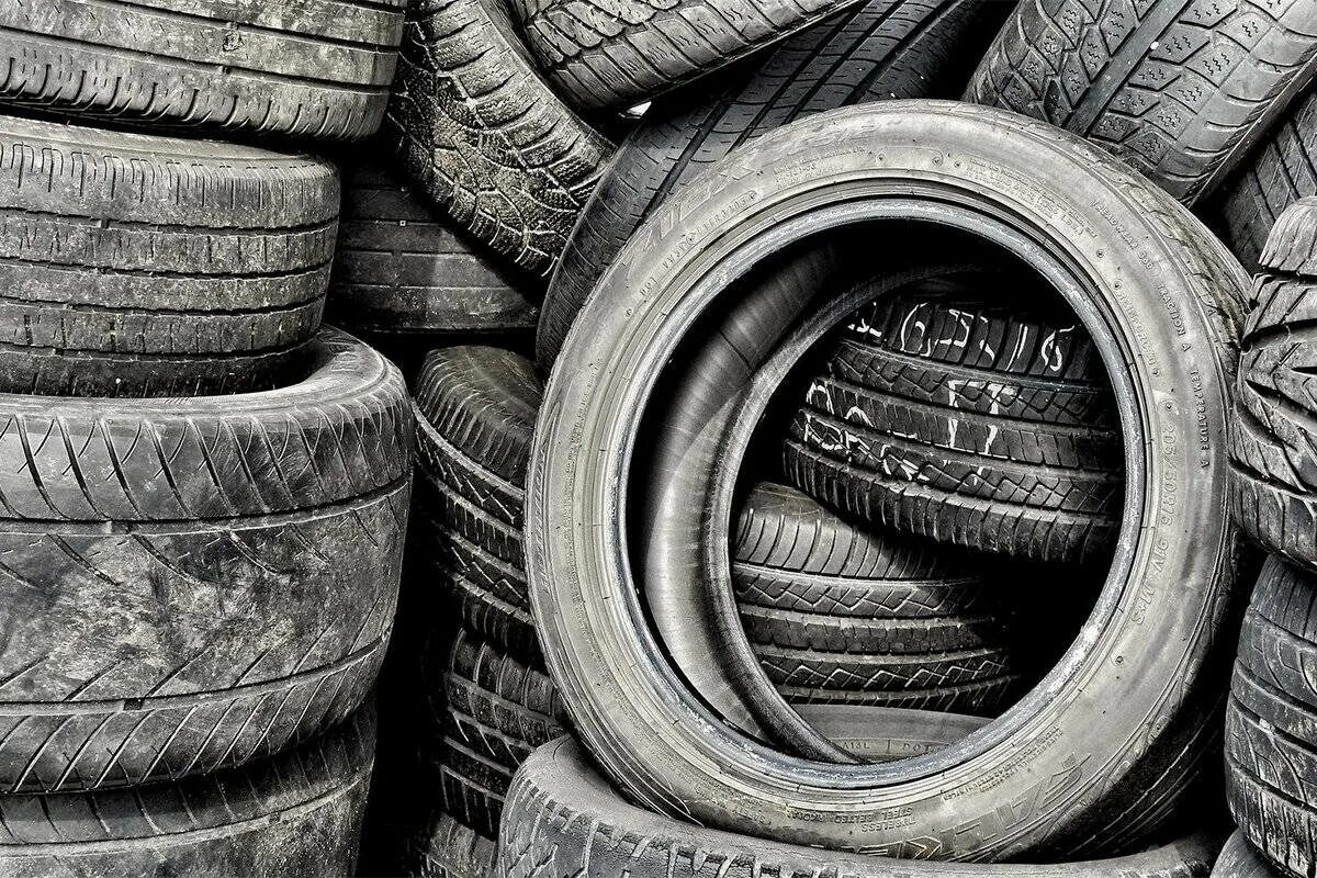 Шины фото. Грузовые шины. Шины из европы. Шины 16. 5 sonic.