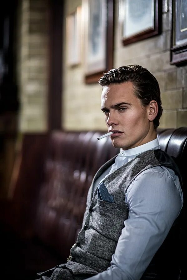 1920s inspired hairstyle
