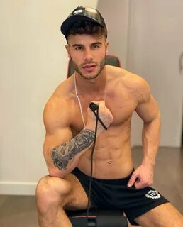 Фотографии ALLEN KING MALIK.