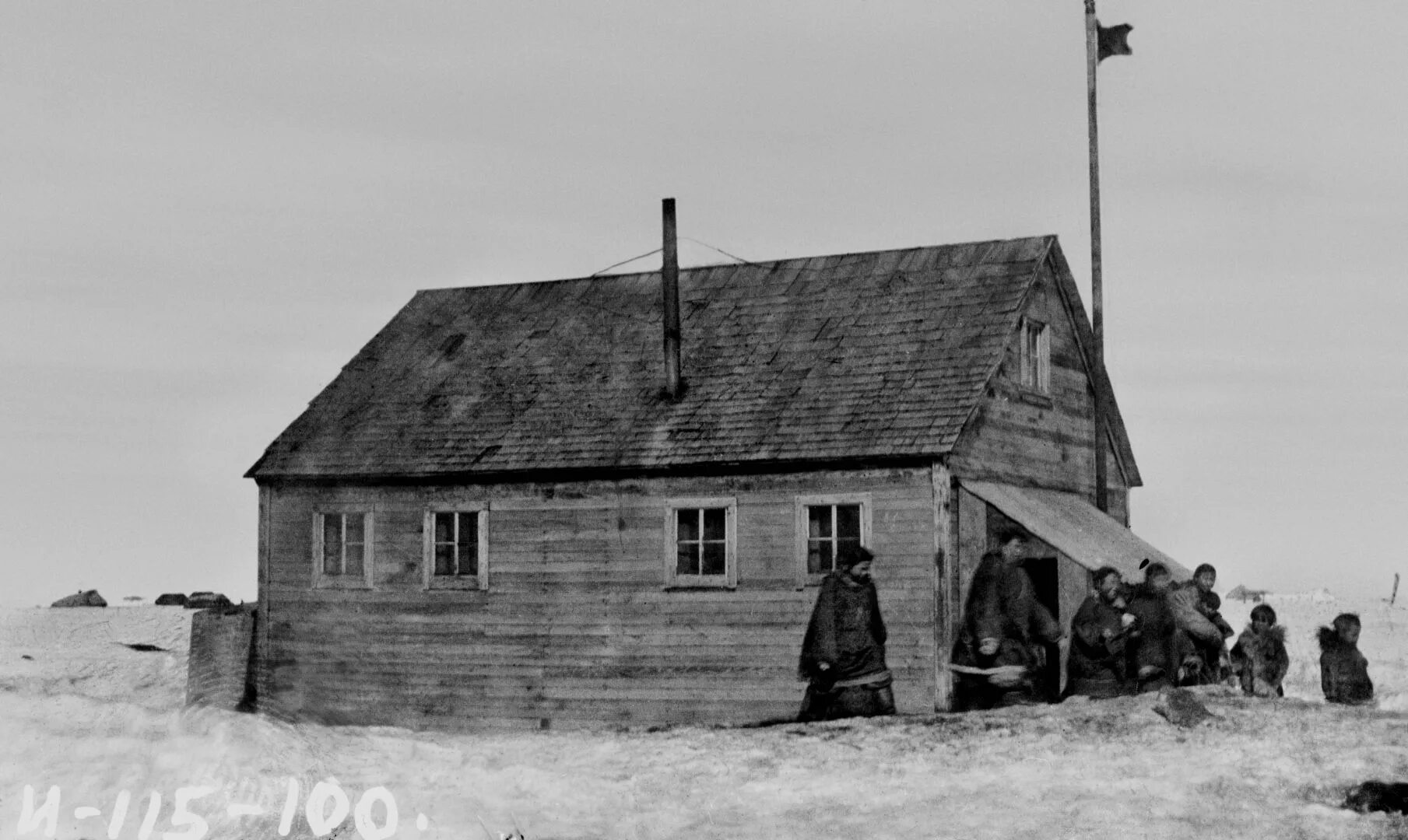 Новое чаплино. Чаплино Чукотка. Новое Чаплино Чукотка. Новое Чаплино Чукотка школа. Школа села новое Чаплино.