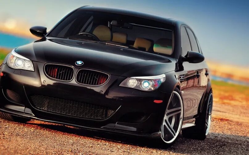 Звук бмв м5. БМВ м5 е60. BMW m5 e60. БМВ м5 тюнингованная. Беха е63.