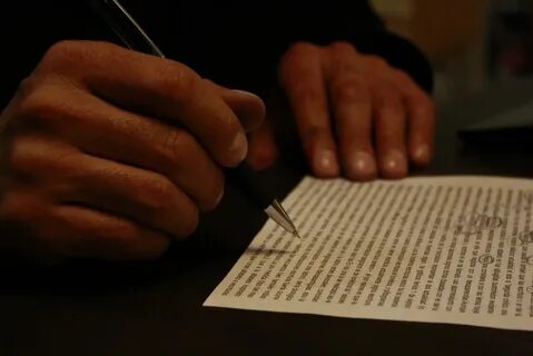 Почему пишем на бумаге