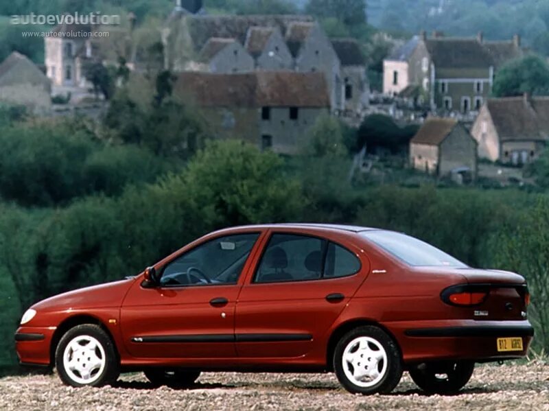 Рено Меган седан 1999. Renault Megane 1 седан. Рено Меган Классик 1999. Рено Меган седан 1997.