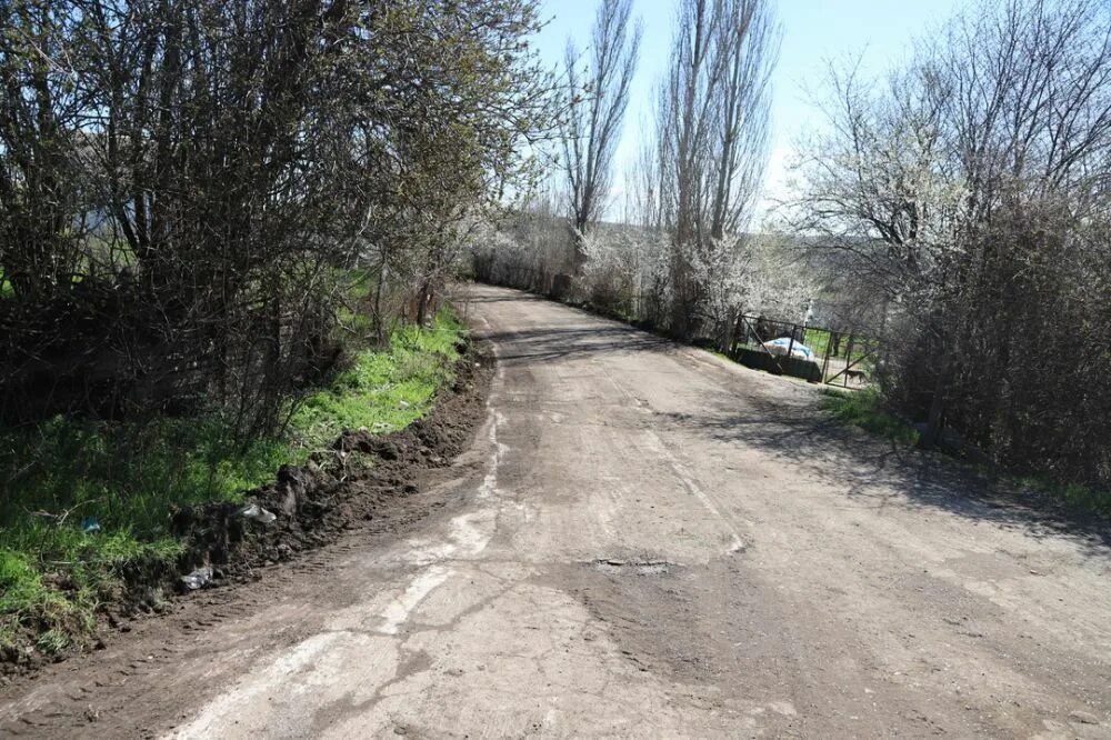 Вилино Бахчисарай. Село Вилино Крым. Село Вилино Бахчисарайского района. Дорога Маловидное Бахчисарайский район.