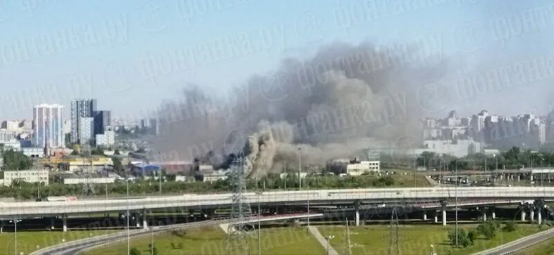 Напротив бума пожар сегодня. В купчино горит сейчас что санкт петербурге. В купчино горит сейчас что санкт петербурге. Напротив бума пожар сегодня. Что горит в купчино сейчас.