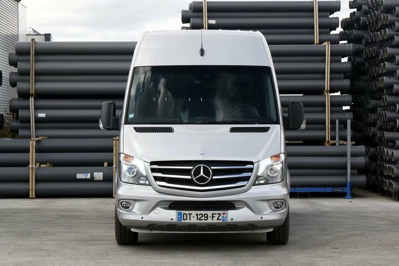 Mercedes-Benz Sprinter 319. Mercedes Sprinter 906. Sprinter Mercedes минибус 2019. Mercedes Sprinter 2.