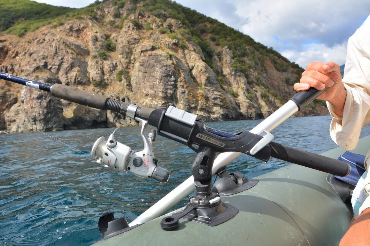 мягкий держатель спиннинга из ткани пвх зеленый sd-001. держатель спиннинга ds-160h на транец, комплект. нептун 500 держатель спиннинга. пвх держатели спиннинга. укб 2 держатель для спиннинга.