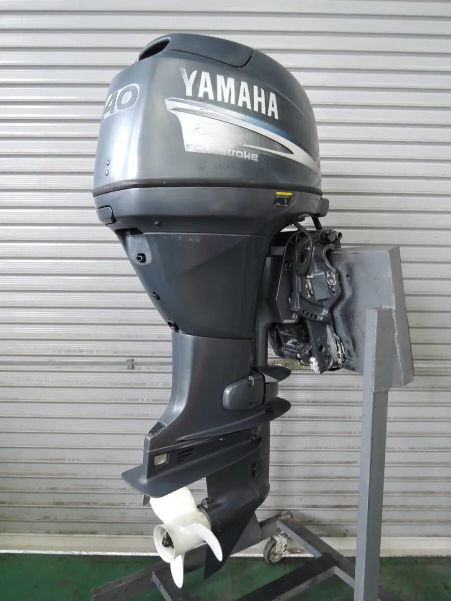 Мотор Yamaha 60. Мотор Ямаха 40. Лодочный мотор Ямаха 40 4-х тактный. Ямаха 40 4х тактная. Купить мотор 40лс
