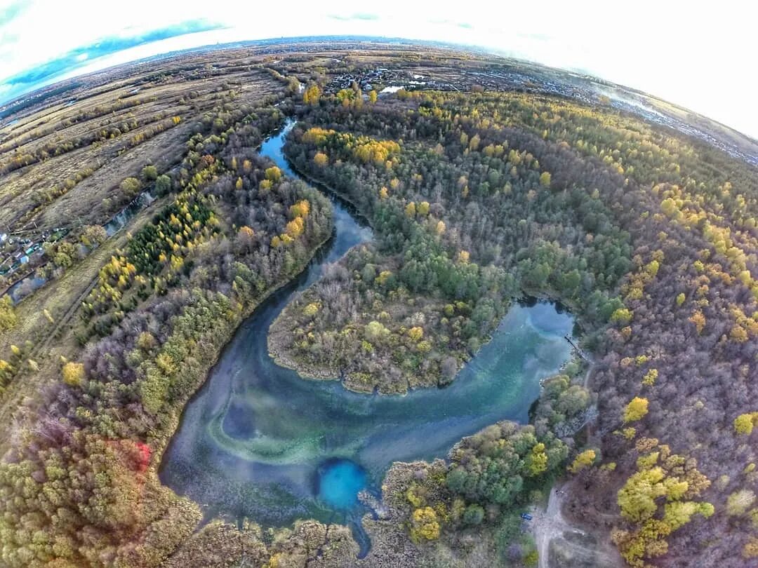 Озеро в казани 5 букв. Голубые озёра (Татарстан). Парк голубое озеро Казань. Большое голубое озеро Татарстан. Поселок Щербаковка голубое озеро.