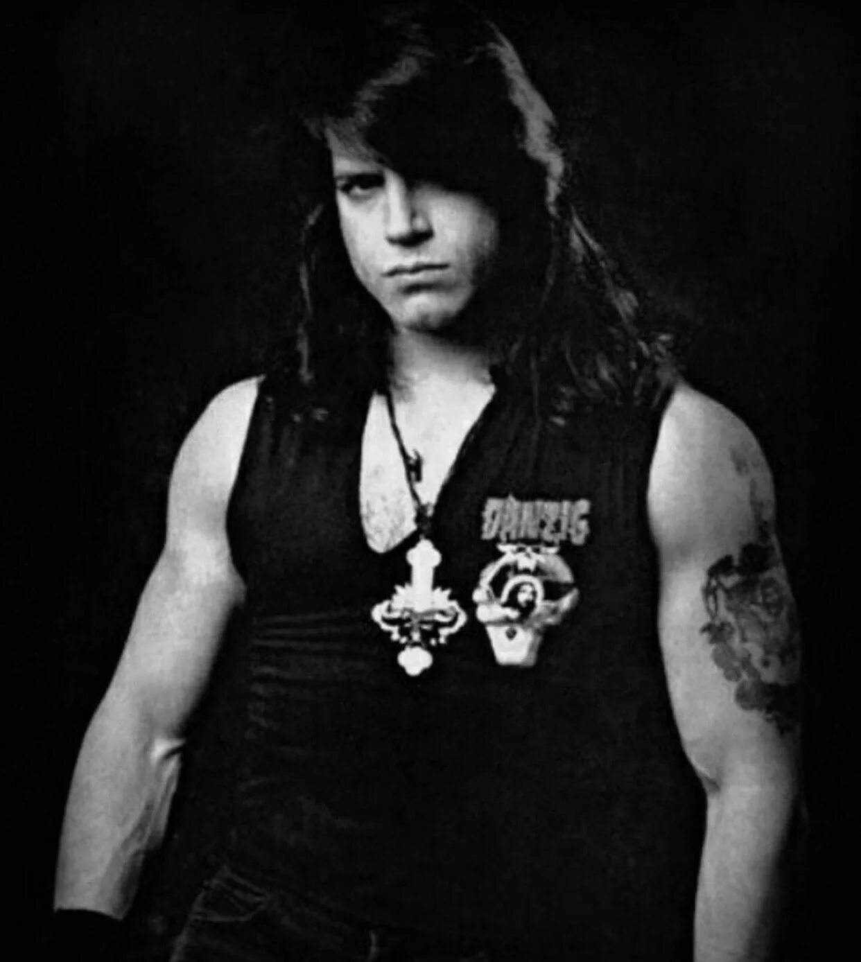 Гленн данциг. Glenn Danzig. Данциг Мисфитс. Гленн Данциг Misfits. Гленн Данциг в молодости.