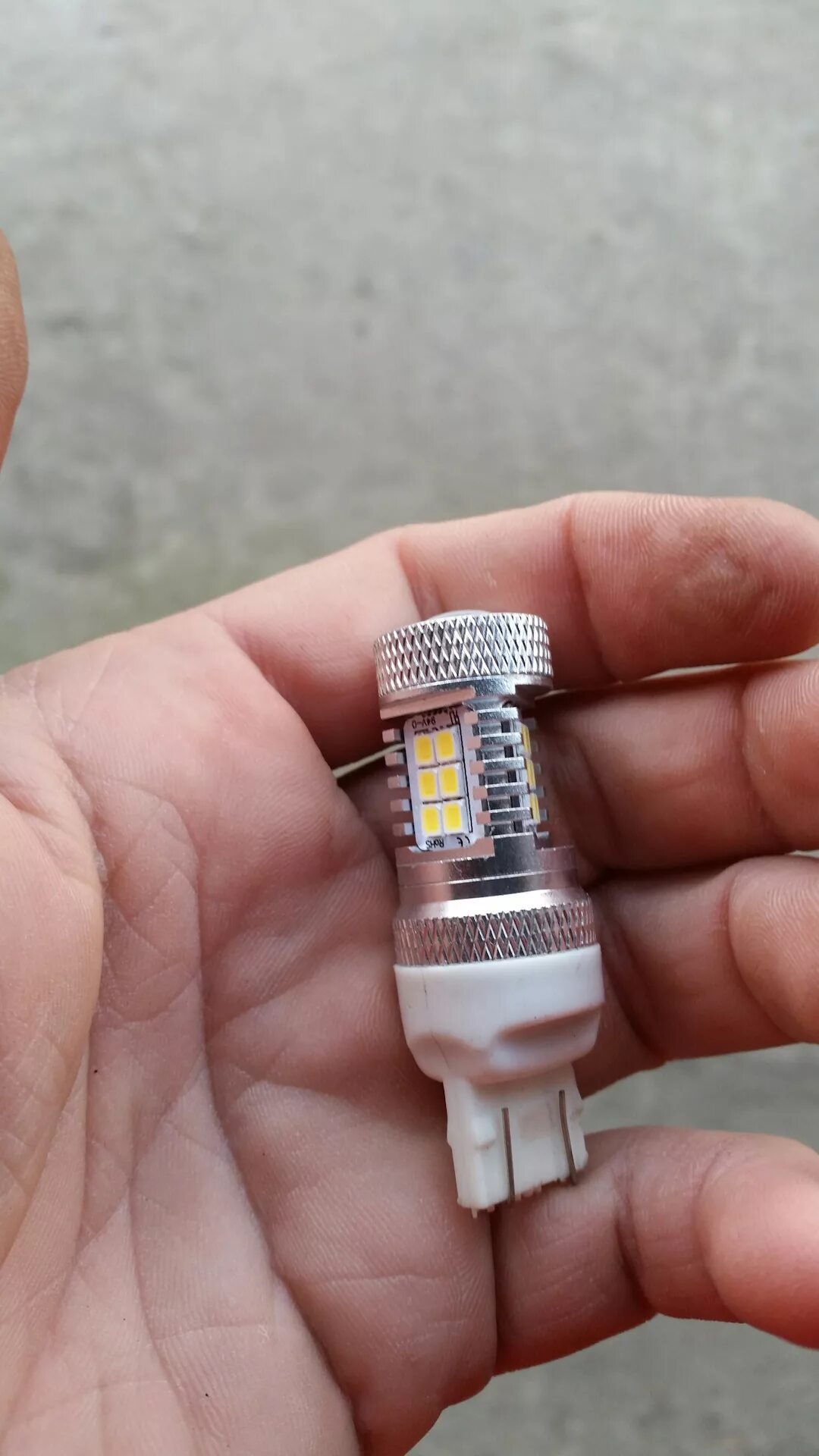 P21w лампа заднего хода. Лампочка заднего хода митсубиси лансер 9. Лампочки заднего хода приора 1 цоколь. Лампочка заднего хода 2102. Лампа заднего хода шевроле лачетти.