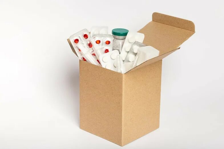 A box of full sharps. Аптека из картонной коробки. delivery box. medicine delivery.