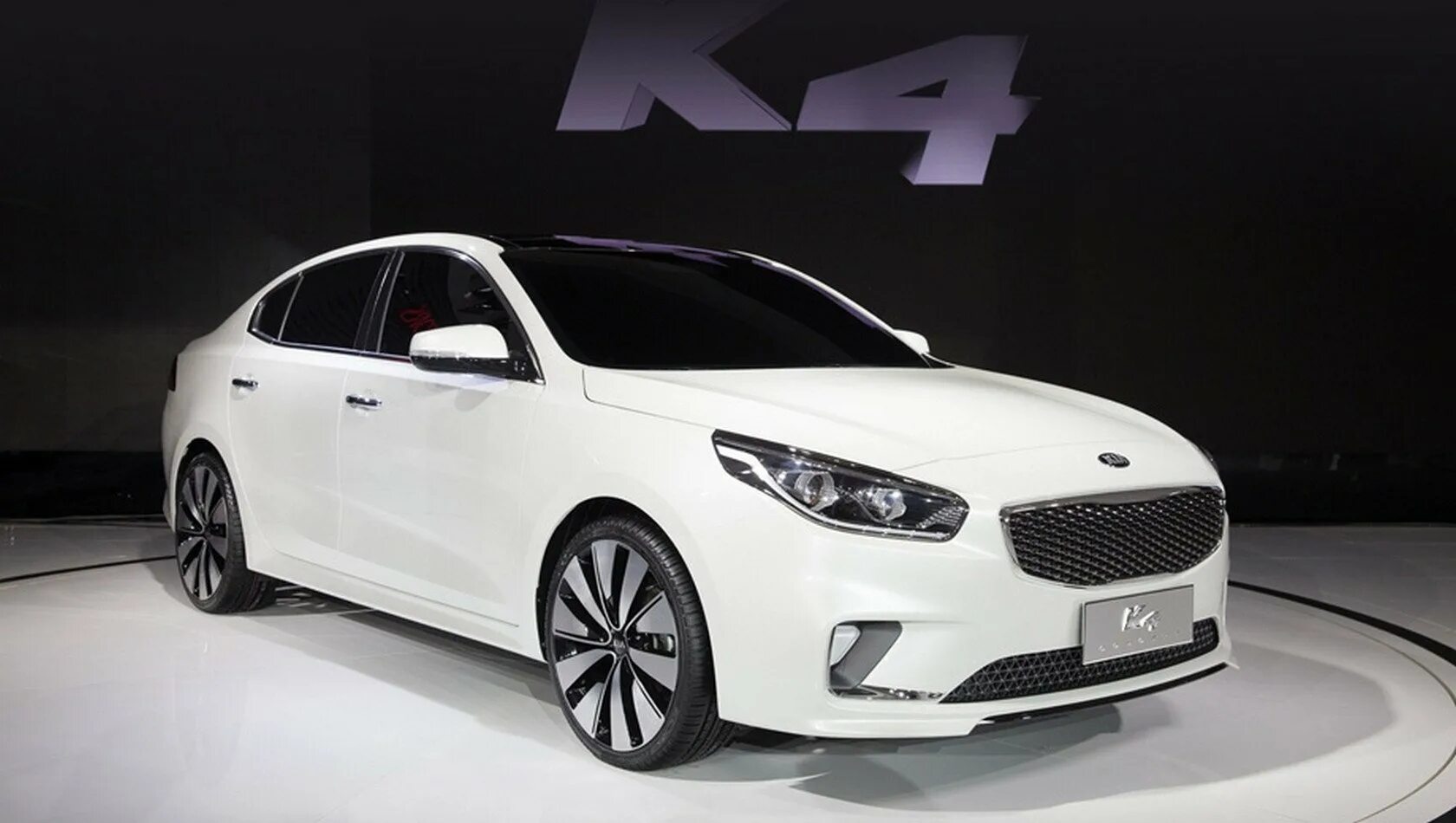 Киа к7 характеристики. Kia k4. Kia k4 2014. Kia k4 2021. Kia 4.