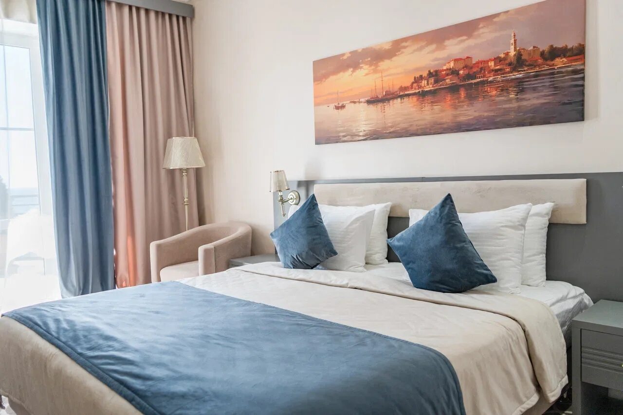 Grace aqua villa сухум. Аквавилла причал. Grace aqua villa. Грейс аква вилла 4 абхазия. Грейс аква вилла абхазия.