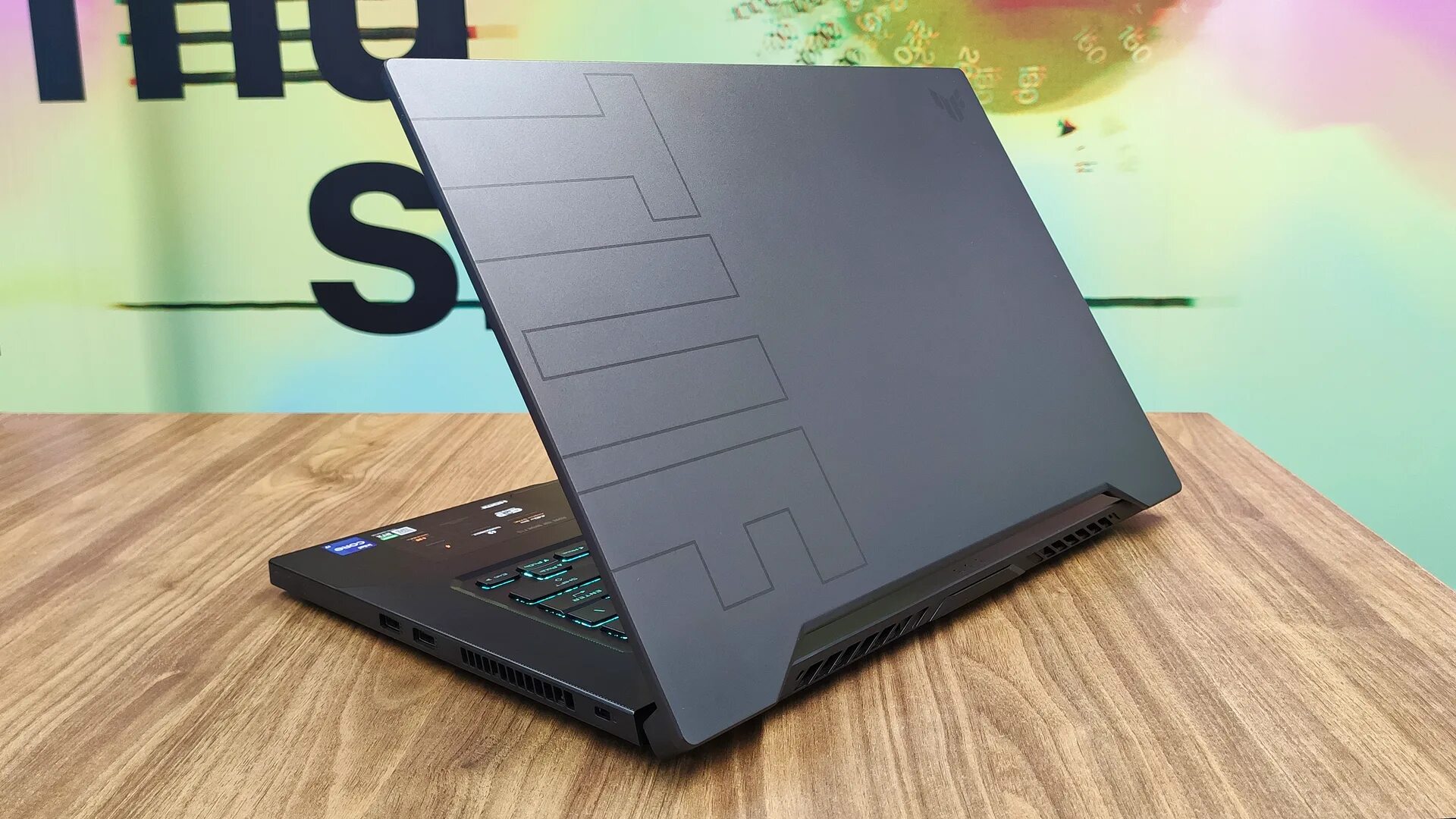 Asus tuf f17 core i7. Ноутбук asus tuf dash f15. asus tuf dash f15 fx516pr. asus tuf dash 15. tuf dash f15 fx516pm-hn015t.