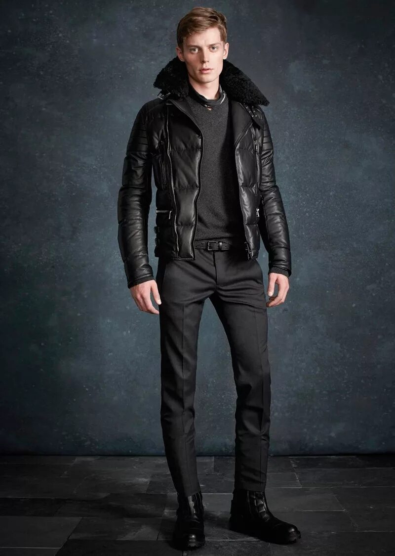 Мужское одежда зима. Зимняя куртка Belstaff look. Belstaff куртки мужские пуховики зимние. Belstaff Jacket outfit. Belstaff дубленка.