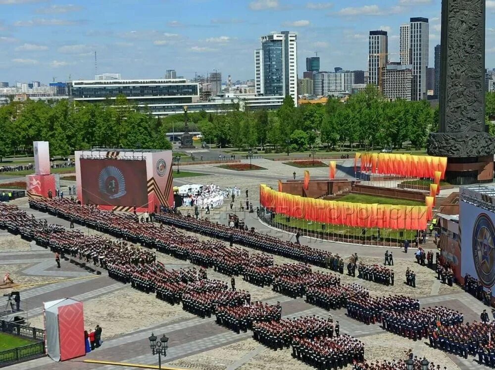 Парад кадетского движения на Поклонной горе. Поклонная гора в Москве 2022. Парад 30 мая 2022 на Поклонной горе. Парад кадет на Поклонной горе 2022. Нов 30 мая