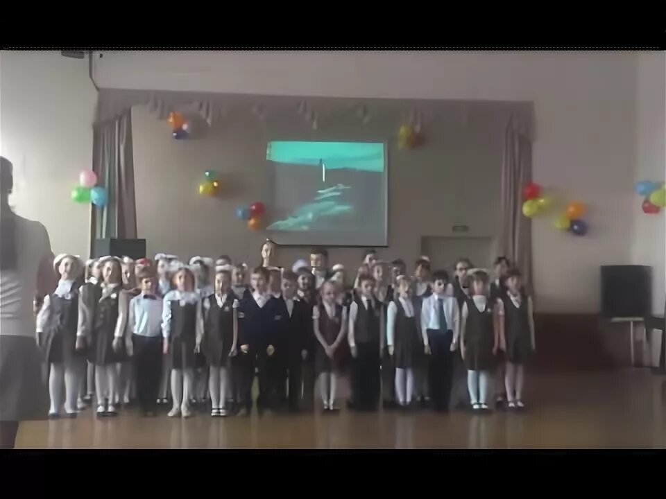 Мбоу сош 52 владивосток улица овчинникова. Школа номер 52 владивосток. Школа 52 владивосток. Спортивные площадки города владивостока. Школа 52 г владивосток.