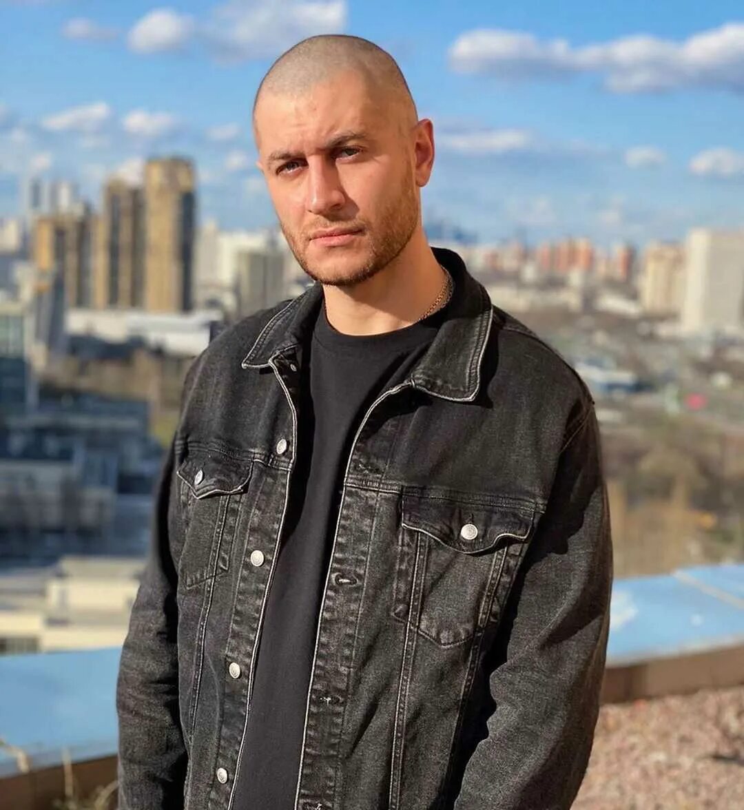 Сколько лет даве