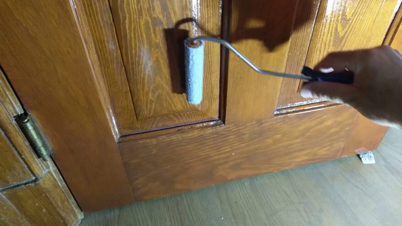 Чем можно покрыть дверь. Чем можно покрыть дверь. Чем можно покрыть дверь. Окрашенная деревянная дверь. Чем можно покрыть дверь.