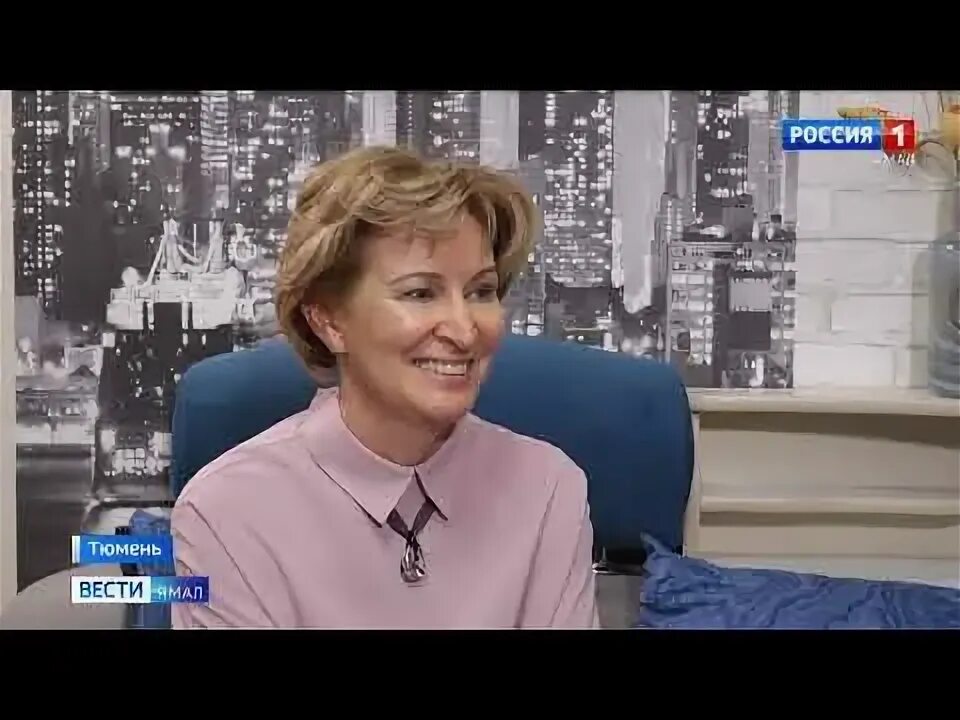 Ведущая программы интервью. Ведущая программы интервью