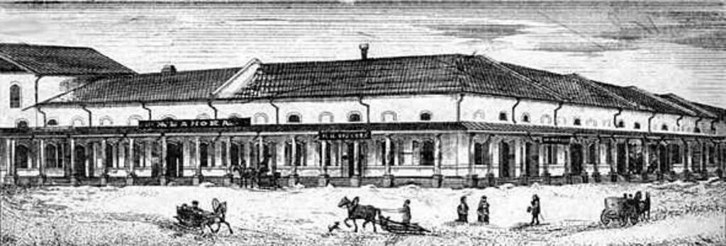 Александровский двор иркутск александровский тракт. Гостиный двор иркутск. Сударь гостиный двор иркутск. Иркутский гостиный двор 19 век. Иркутский гостиный двор 19 век.