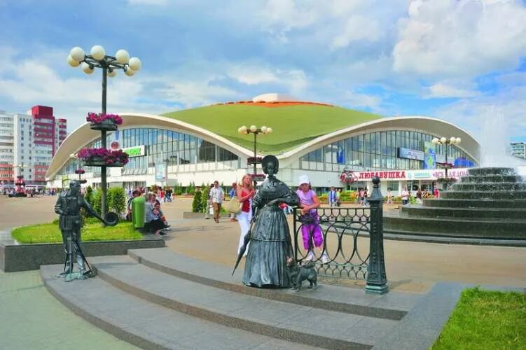 Минский комаровский рынок. Базар в минске. Центральный рынок минска. На рынке. Комаровский рынок в минске.