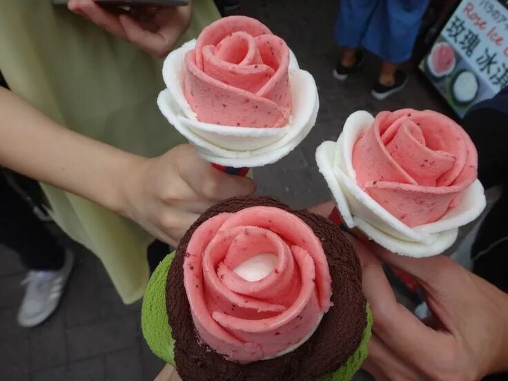 Мороженое с розочкой. Мороженое стаканчик с розочкой. Rose ice cream. Айсинг розы. Rose ice cream.
