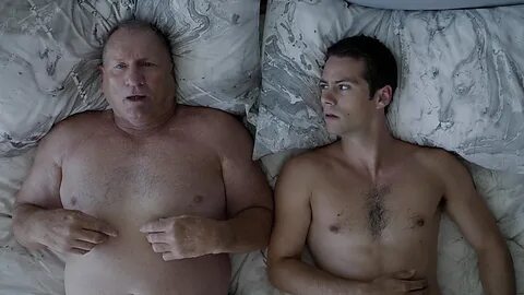 Athletic Body: Dylan O'Brien & Ed O'Neill: Scena Gay.