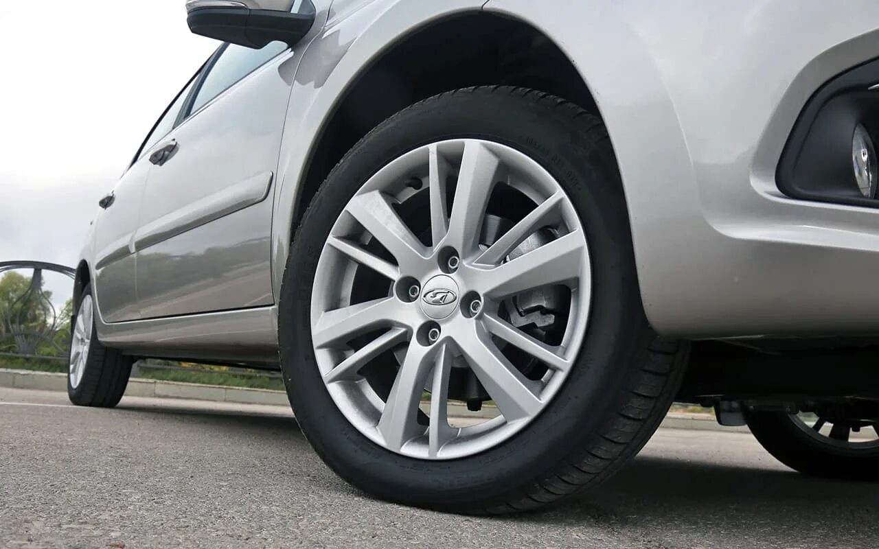 15 оригинальные диски гранта. диски лада гранта люкс r14 заводские. 15 оригинальные диски гранта. лада гранта фл на 15 дисках. Lada granta club литые диски.